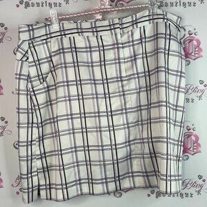 Izod perform skirt golf stripes White and Black Plaid Pencil Skirt
